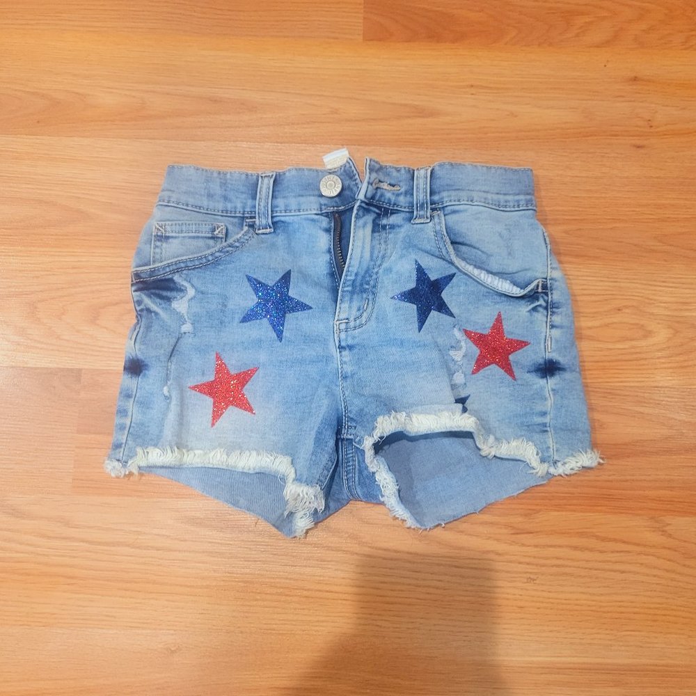 Star Shorts
